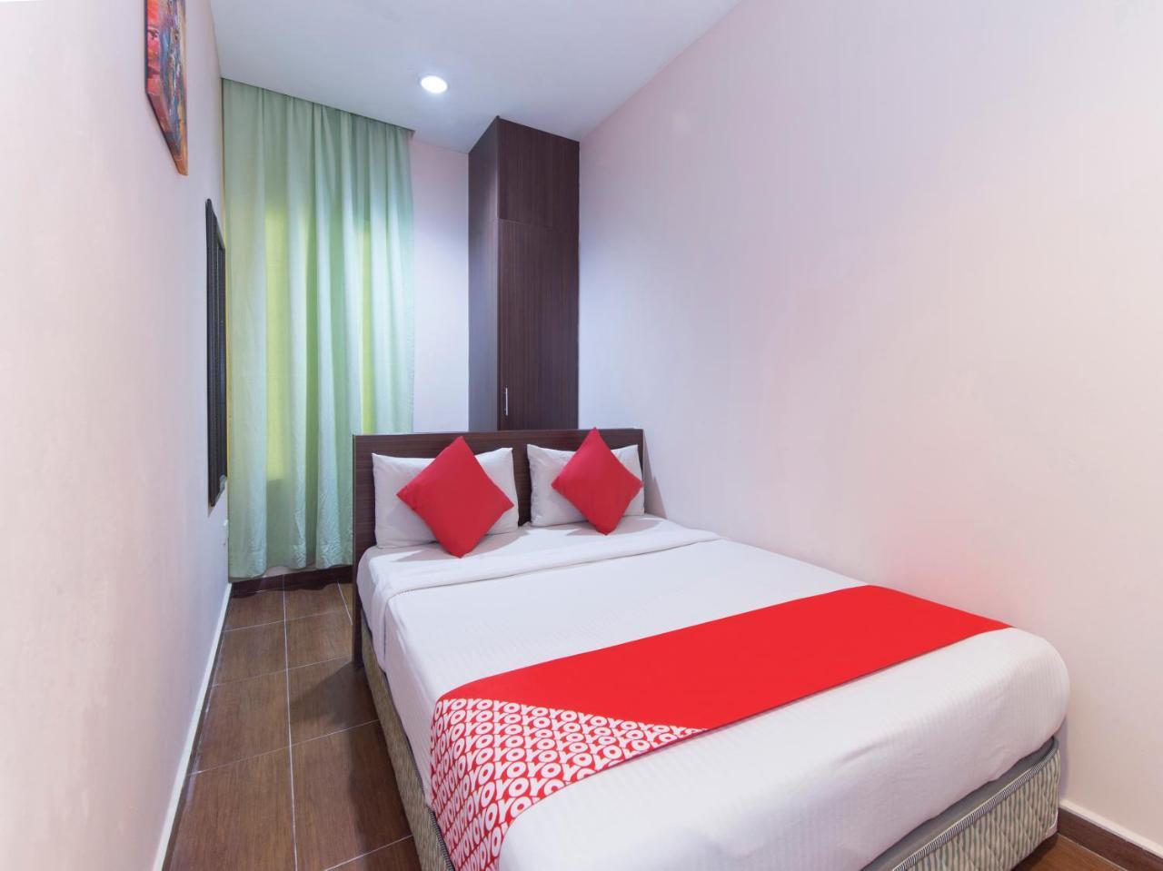 Oyo 109 V'La Park Hotel Куала Лумпур Екстериор снимка