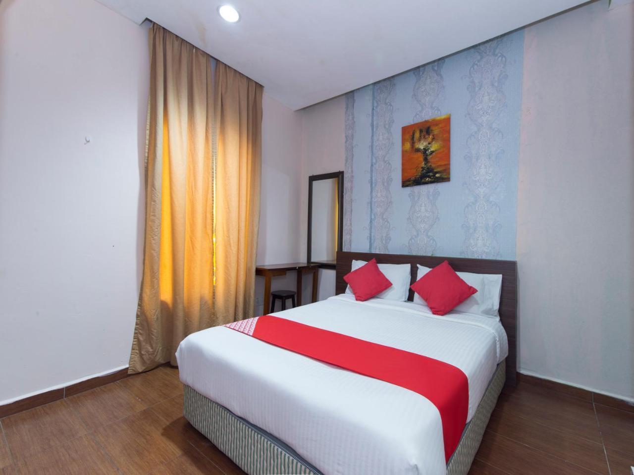 Oyo 109 V'La Park Hotel Куала Лумпур Екстериор снимка