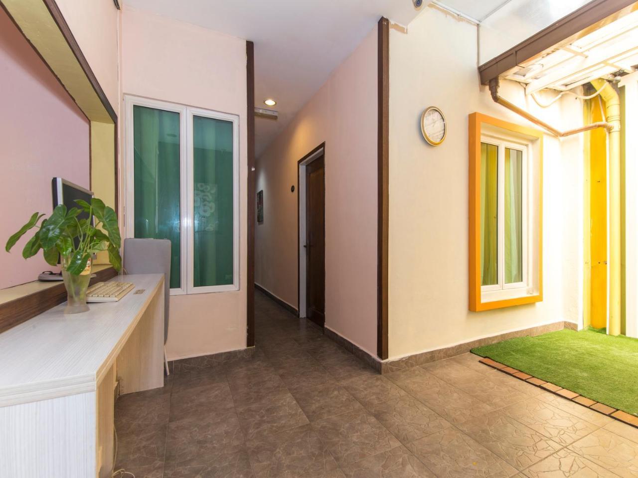 Oyo 109 V'La Park Hotel Куала Лумпур Екстериор снимка