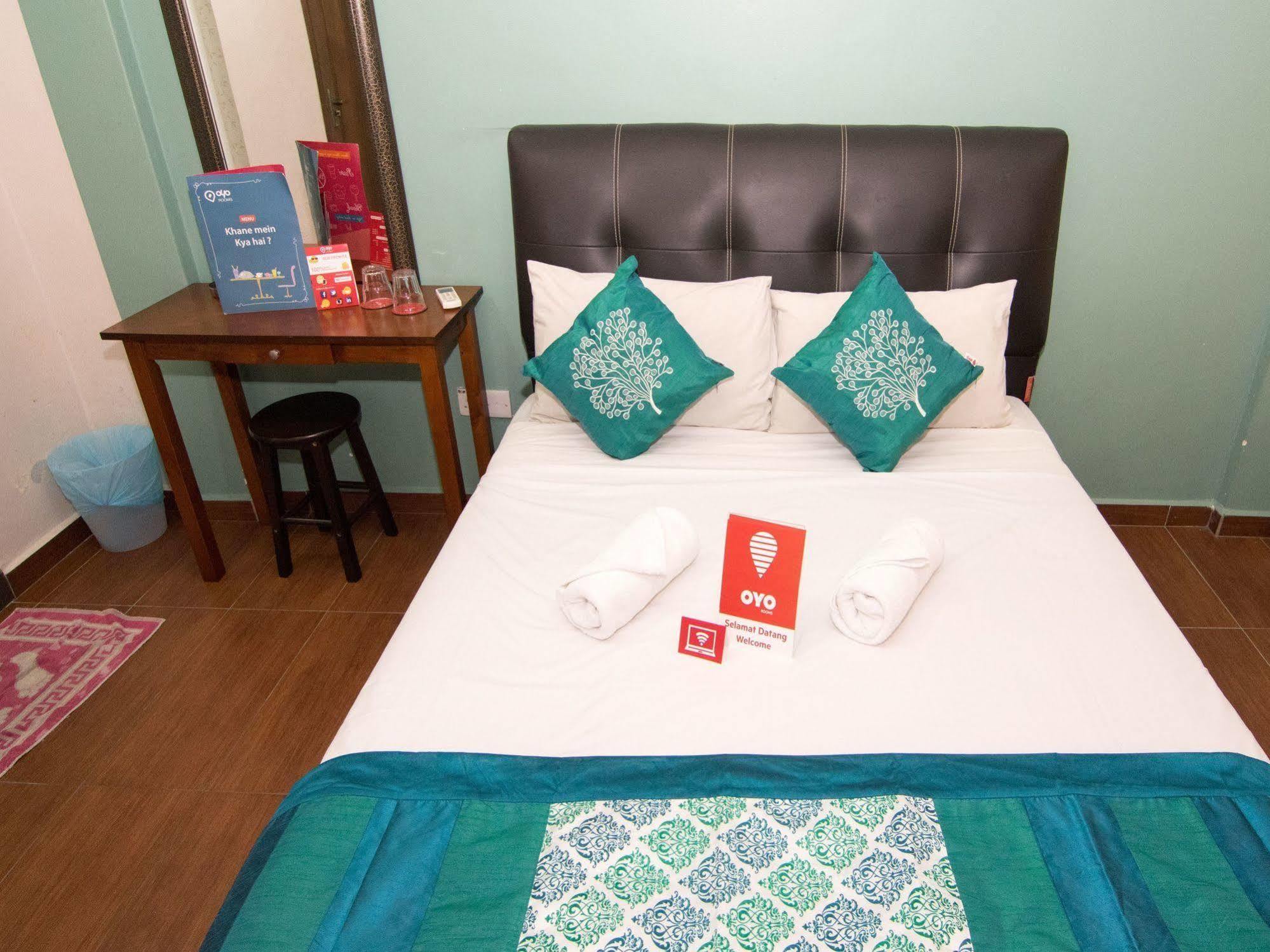 Oyo 109 V'La Park Hotel Куала Лумпур Екстериор снимка